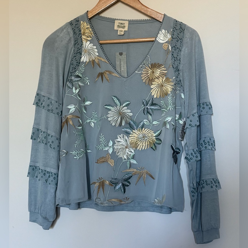 NEW Anthropologie Tiny Petites Embroidered Blouse – NWT - Picture 3 of 9